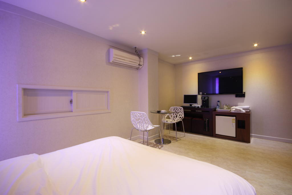 Fiona Hotel Сеул Стая снимка