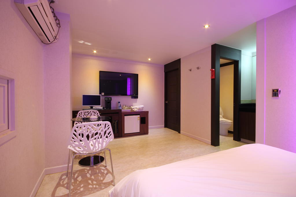 Fiona Hotel Сеул Стая снимка