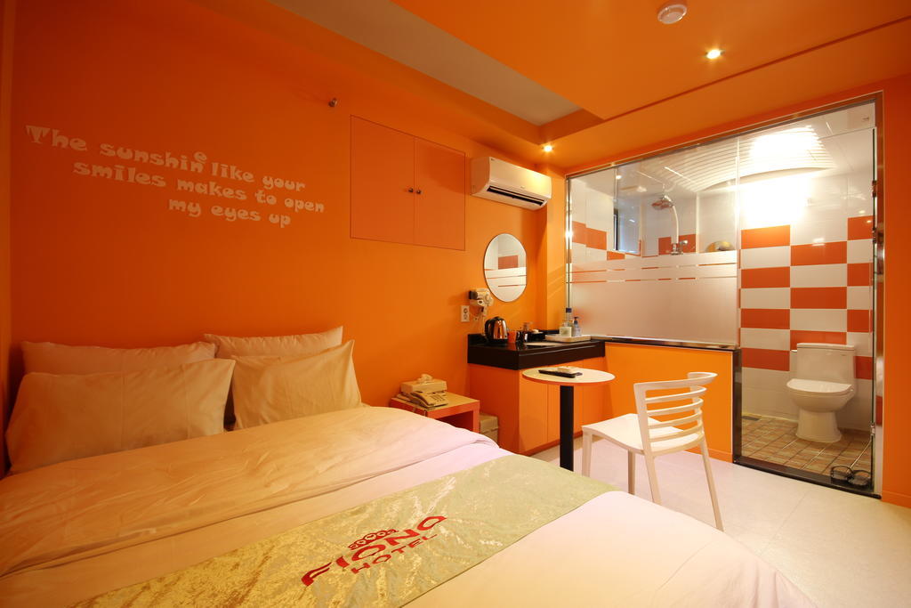 Fiona Hotel Сеул Стая снимка